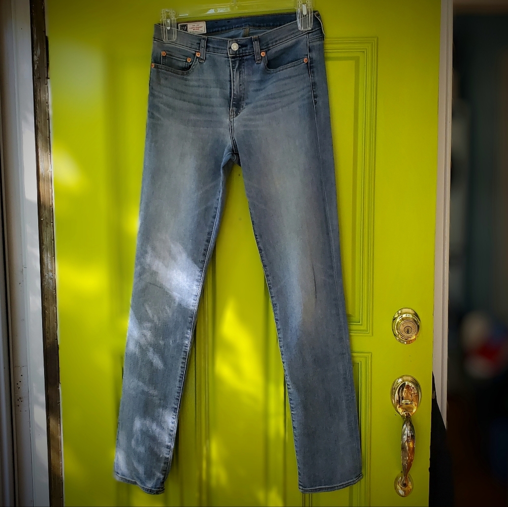 GAP Classic Straight Mid Rise 8 Tall